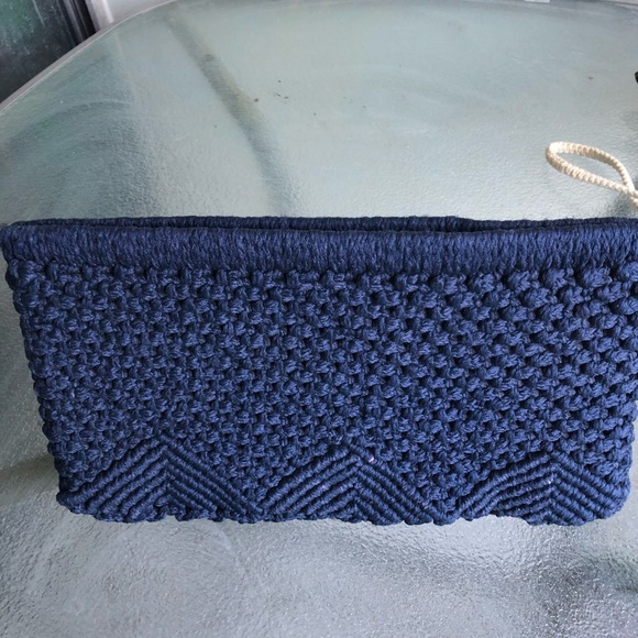 Blue vintage knitted clutch with snap closure - Picture 4 of 4